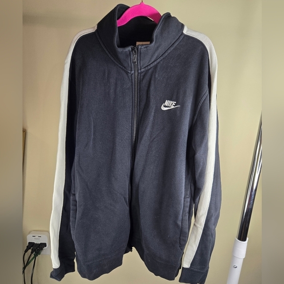 Nike Zip Up Sweatshirt Black/White Size Small - Picture 1 of 10